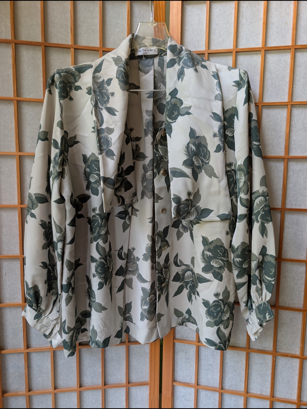 VTG Guy Laroche Paris Tie Neck Sz 38 / Large Blouse Vintage Sleeves Loop Bow Top